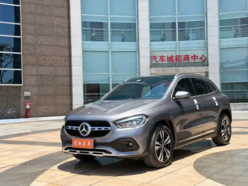 Mercedes-Benz GLA, 2022 — фото 1