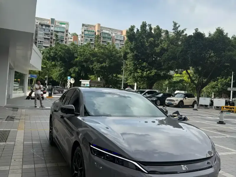 BYD Han, 2025