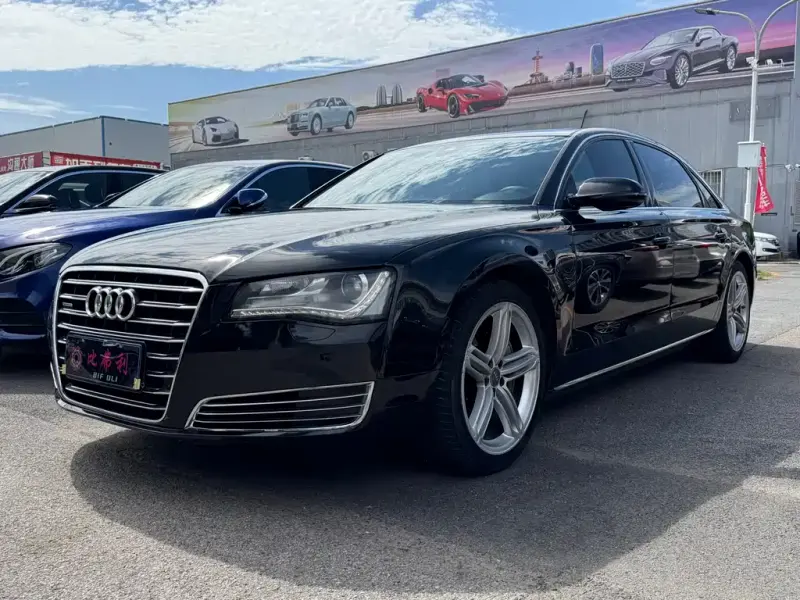 Audi A8, 2014 — фото 1
