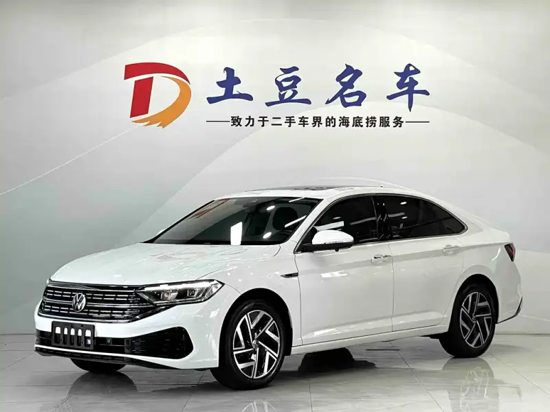 Volkswagen Sagitar, 2022