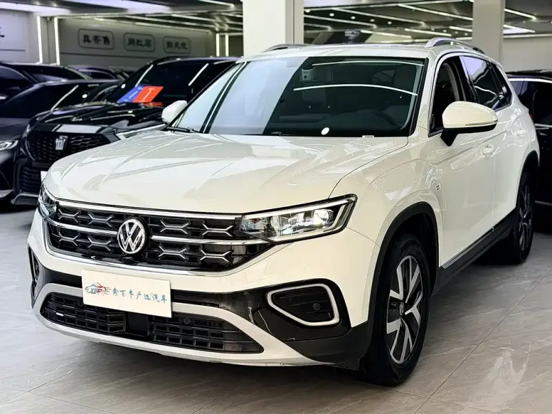 Volkswagen Tayron, 2025