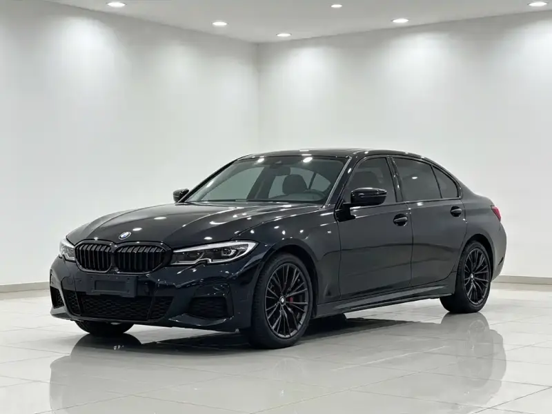 BMW 3 Series, 2021