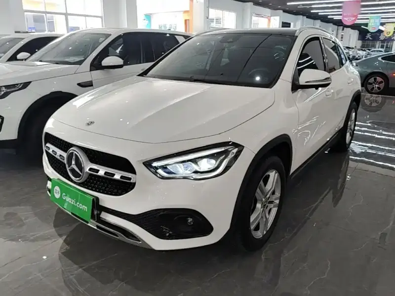 Mercedes-Benz GLA, 2022 — фото 1