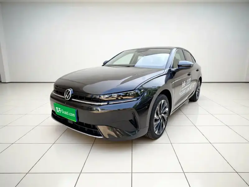 Volkswagen Sagitar, 2025