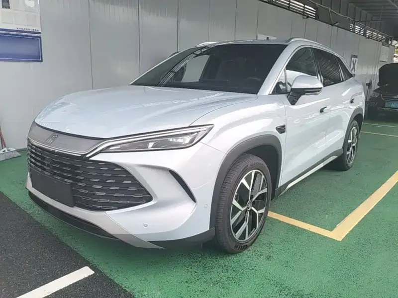 BYD L DM-i, 2025 — фото 1