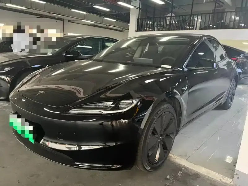 Tesla Model 3, 2024