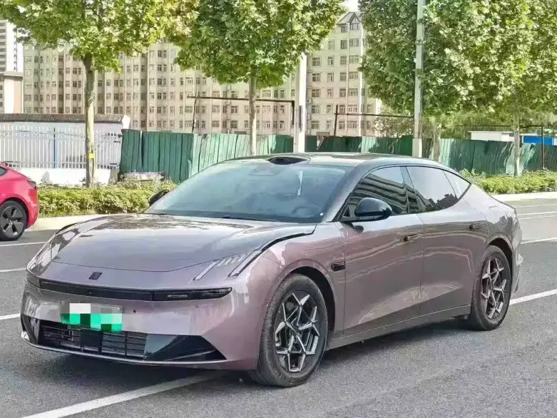 Lynk & Co 10, 2025