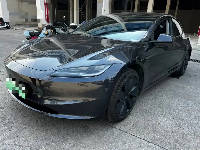 Tesla Model 3, 2024