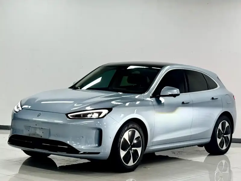 AITO M5, 2023