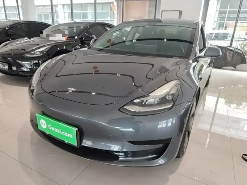 Tesla Model 3, 2021