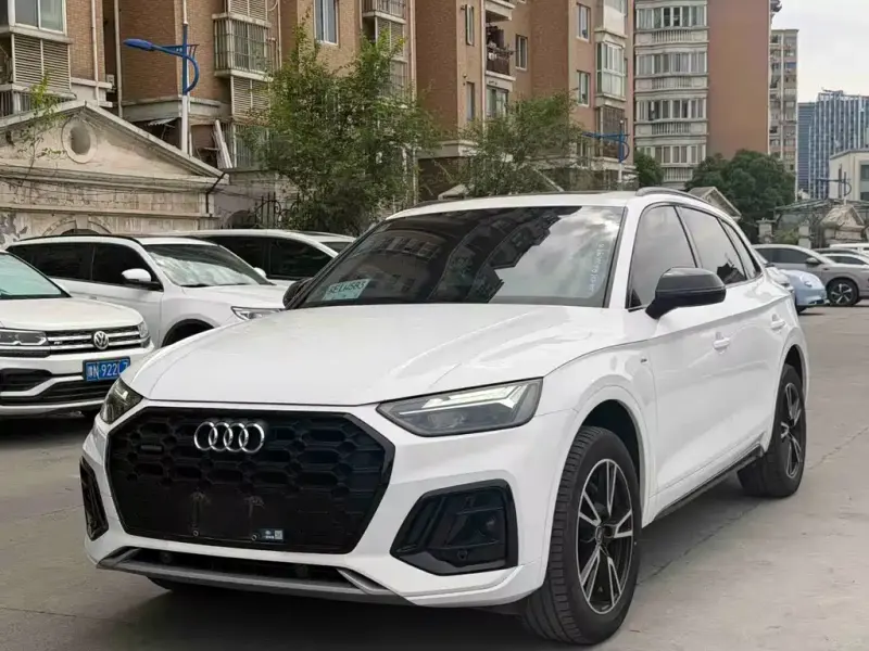 Audi Q5L, 2022