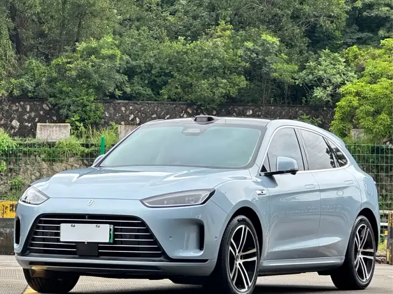 AITO M5, 2023