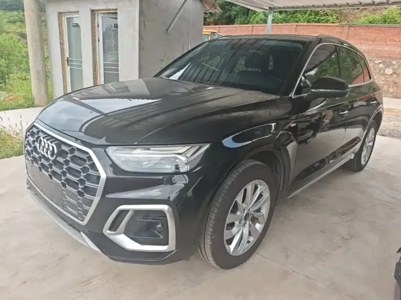 Audi Q5L, 2021