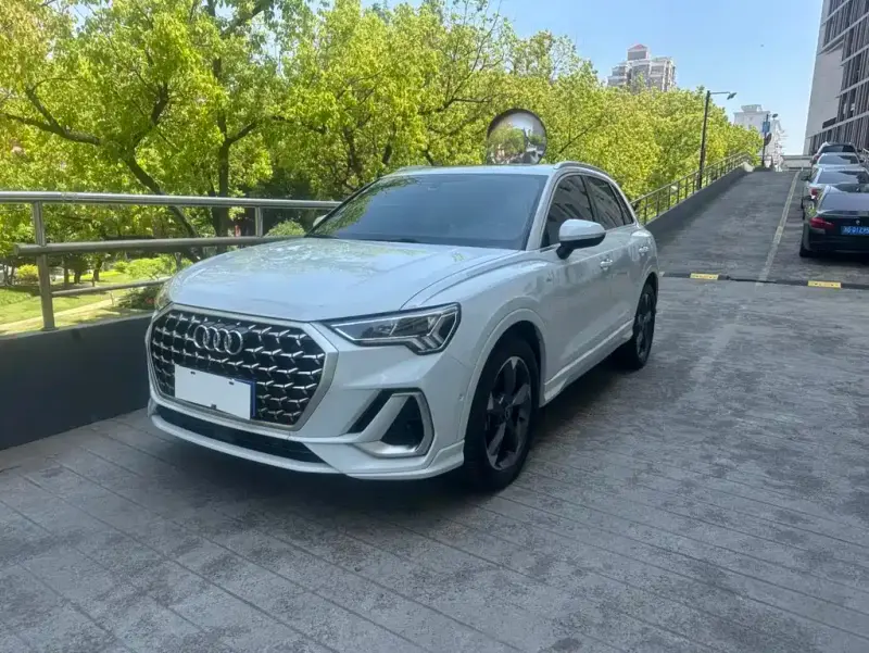 Audi Q3, 2023
