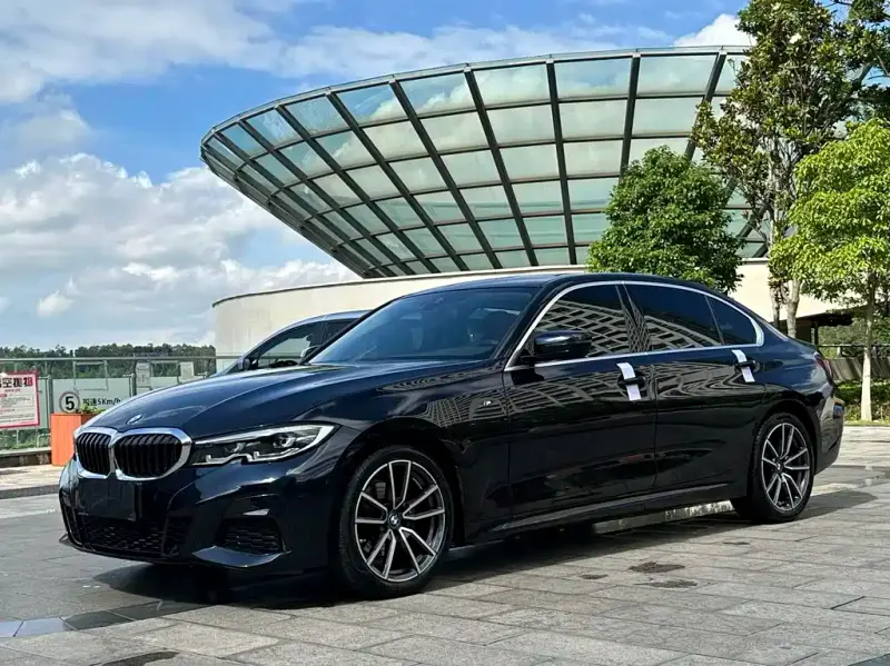 BMW 3 Series, 2022