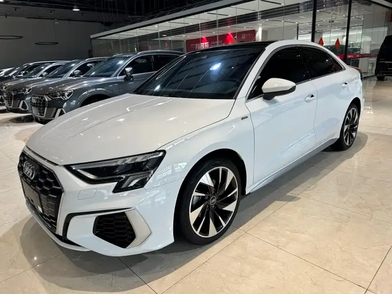 Audi A3, 2023 — фото 1