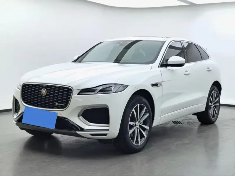 Jaguar F-PACE, 2021