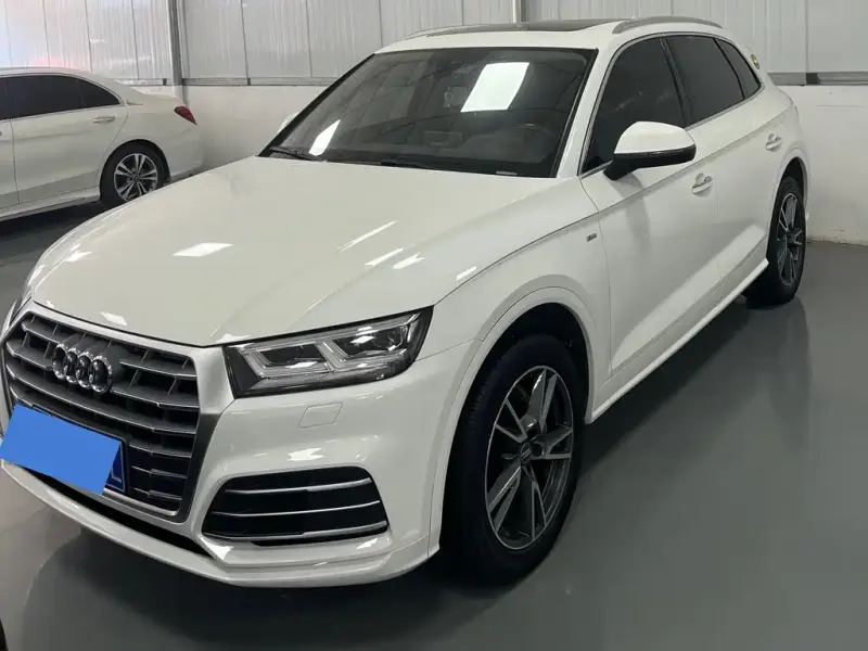 Audi Q5L, 2019