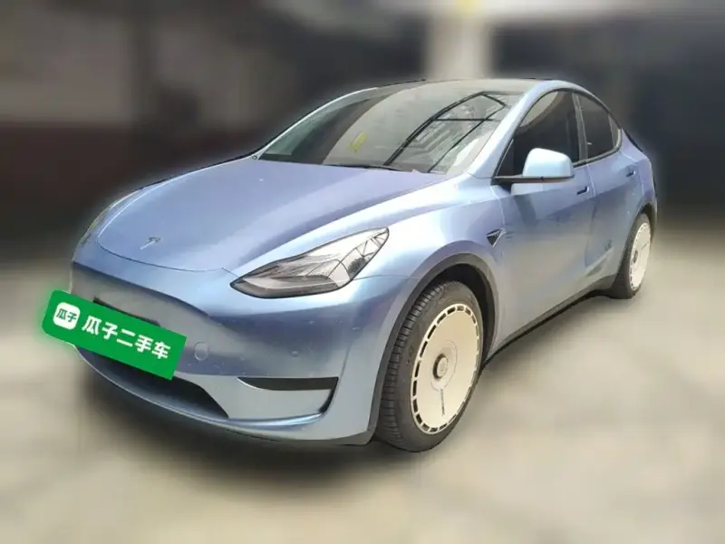 Tesla Model Y, 2022