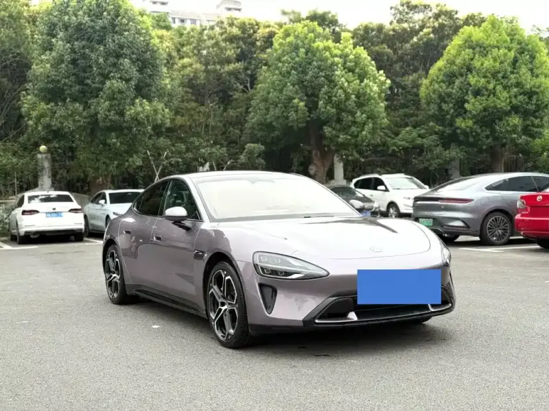 Xiaomi SU7, 2025
