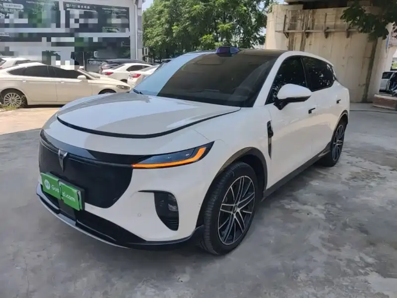 VOYAH Zhiyin, 2025