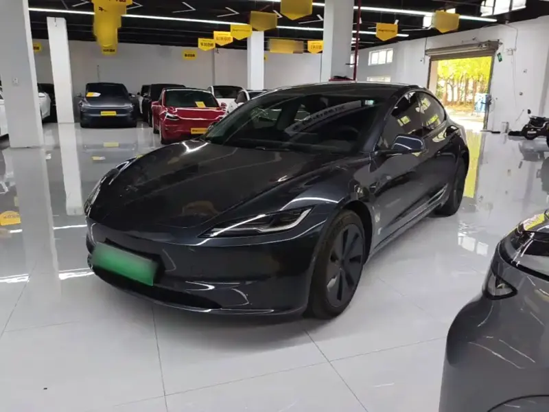 Tesla Model 3, 2024