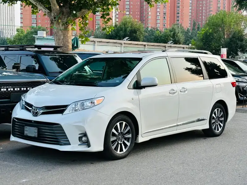 Toyota Sienna, 2019
