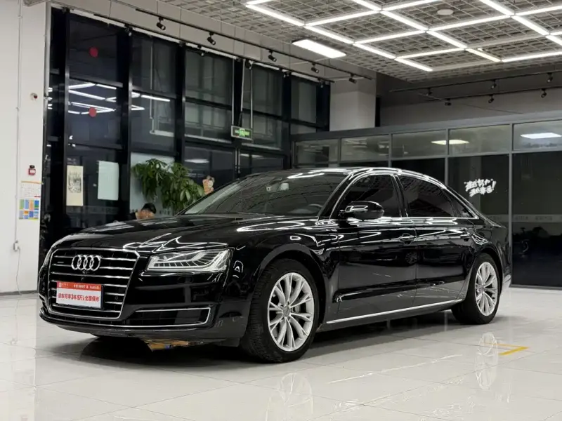 Audi A8, 2017 — фото 1