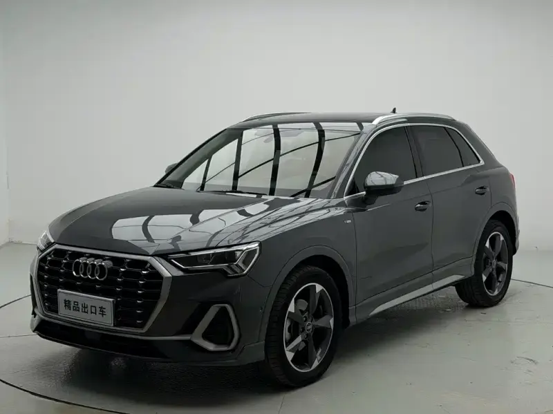 Audi Q3, 2022