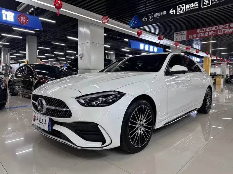 Mercedes-Benz C-Class, 2024