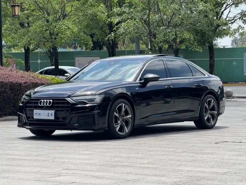 Audi A6L, 2021