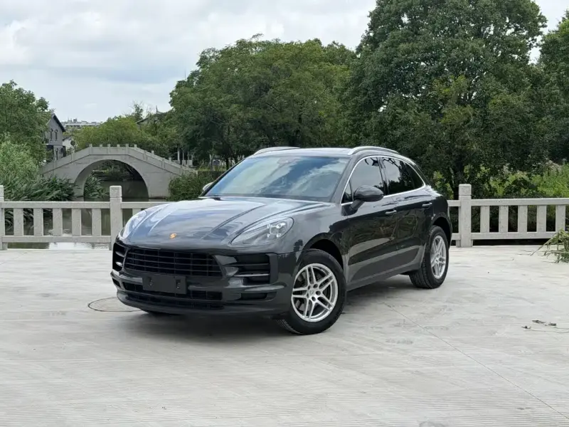Porsche Macan, 2020 — фото 1