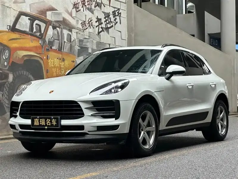 Porsche Macan, 2020 — фото 1