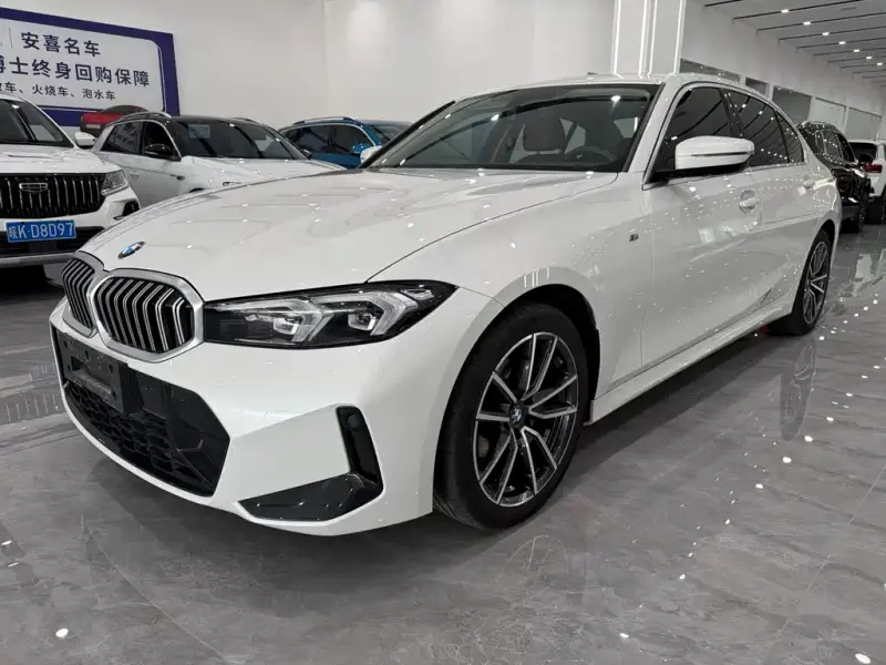BMW 3 Series, 2023
