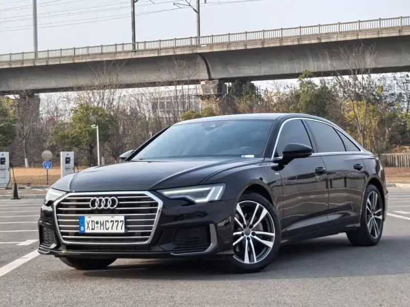 Audi A6L, 2021