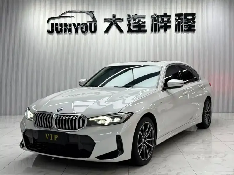BMW 3 Series, 2023