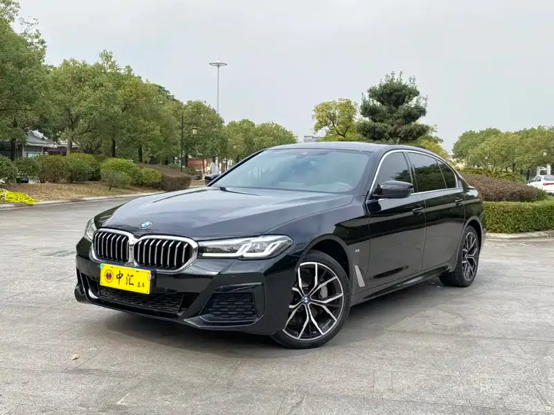 BMW 5 Series, 2022