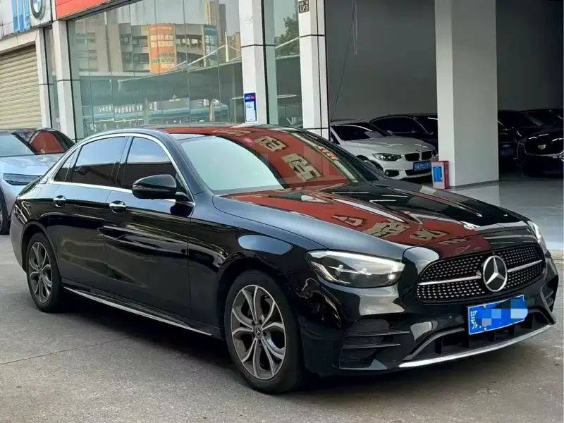 Mercedes-Benz E-Class, 2022