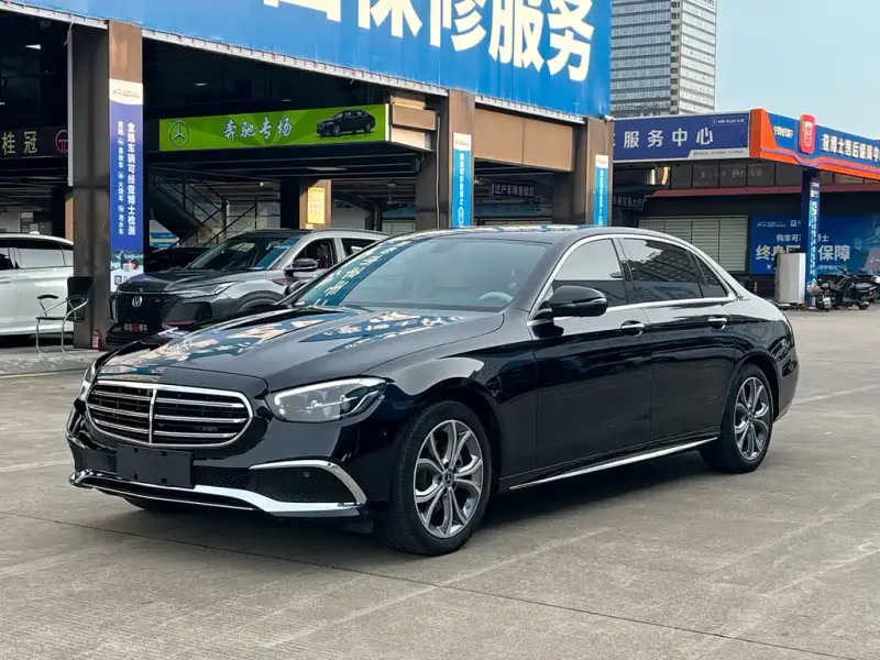 Mercedes-Benz E-Class, 2022
