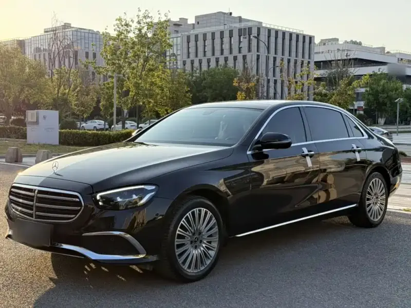 Mercedes-Benz E-Class, 2022