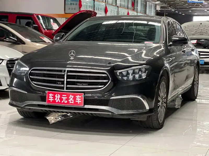 Mercedes-Benz E-Class, 2022