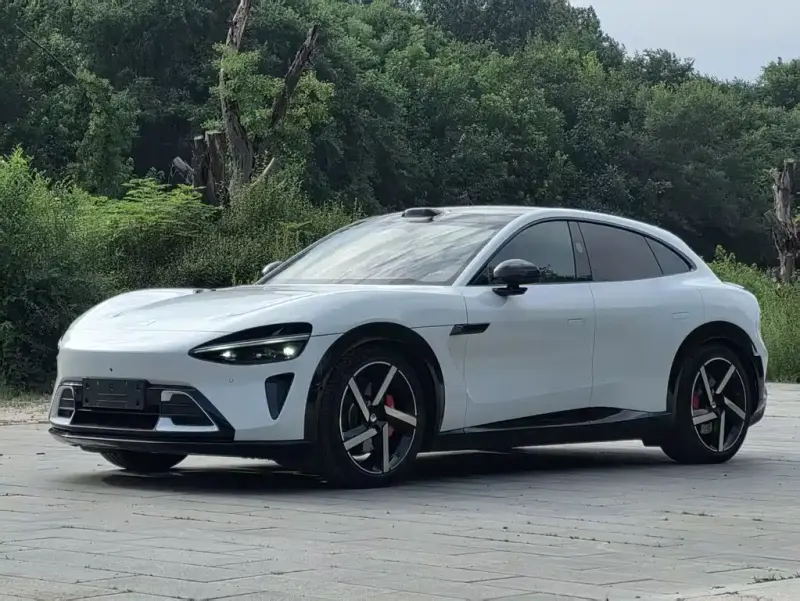 Xiaomi SU7, 2025