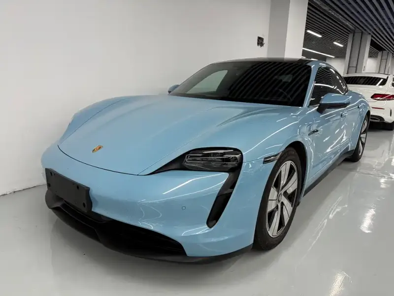 Porsche Taycan, 2021