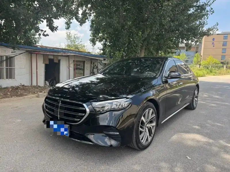 Mercedes-Benz E-Class, 2025