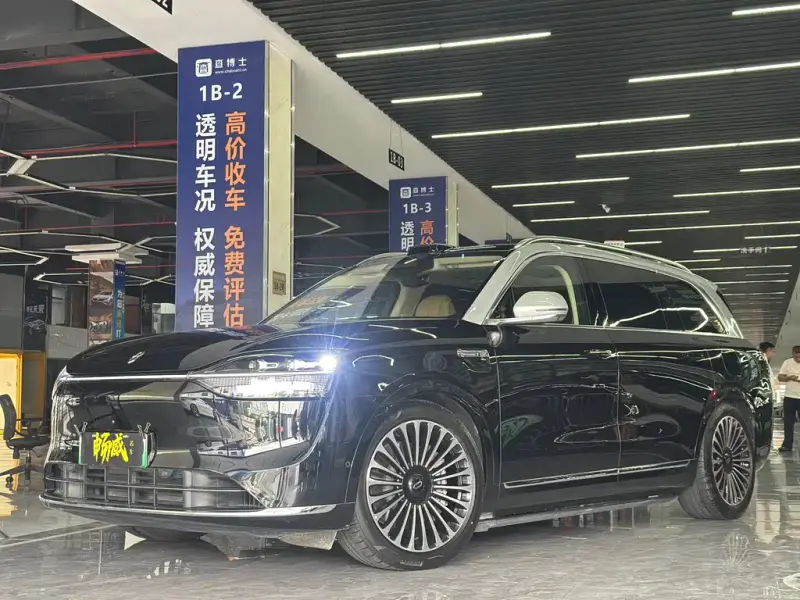AITO M9, 2025