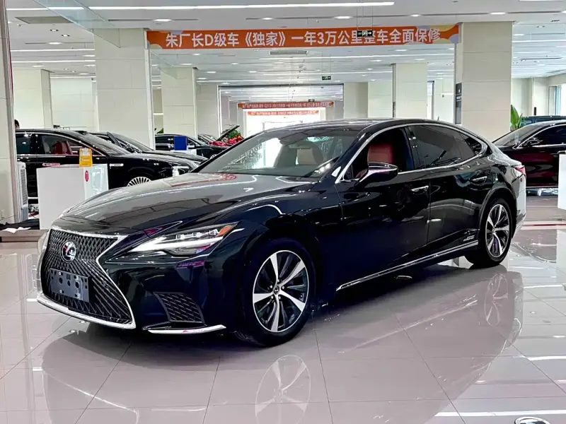Lexus LS, 2021