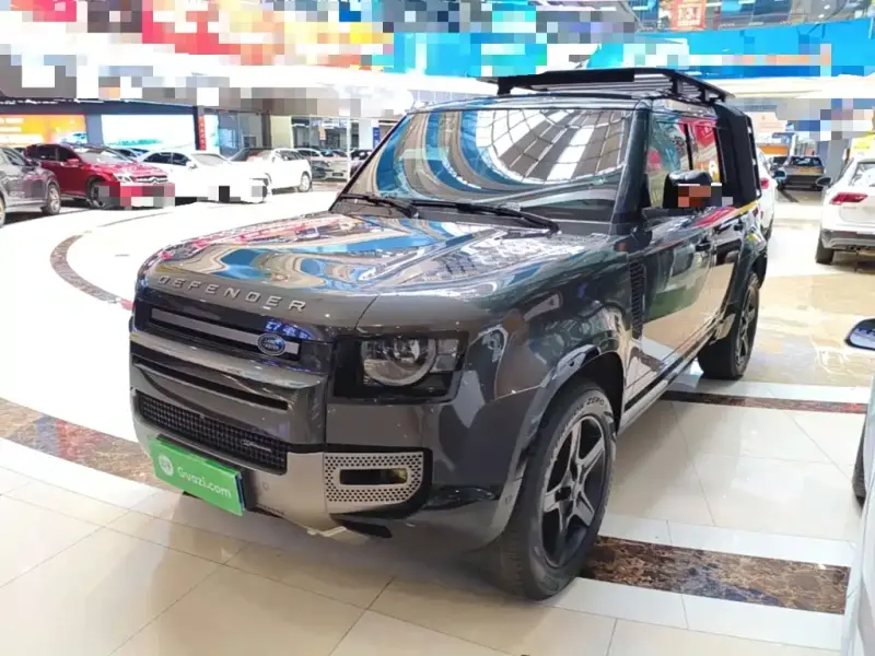 Land Rover Defender, 2023
