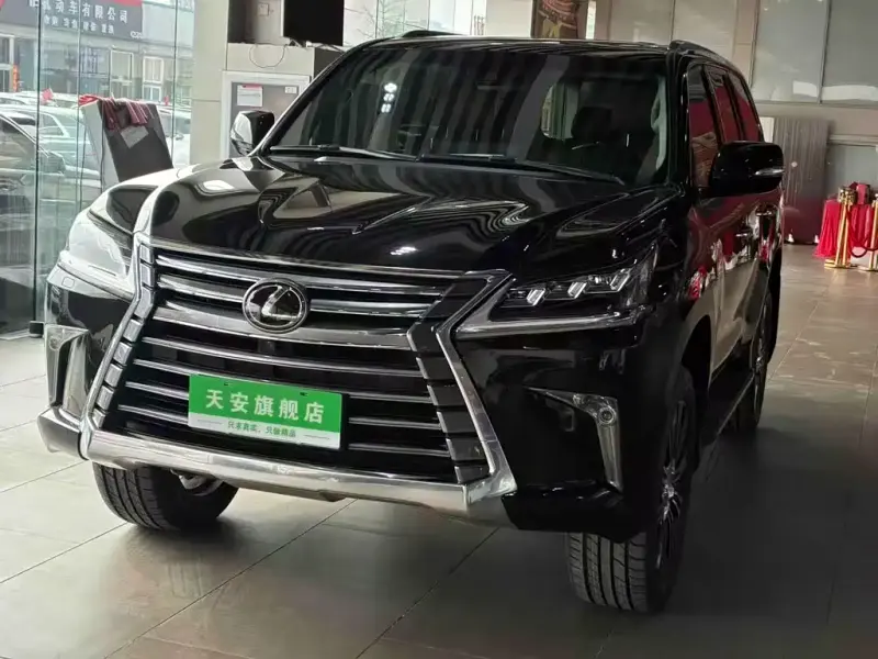 Lexus LX, 2017