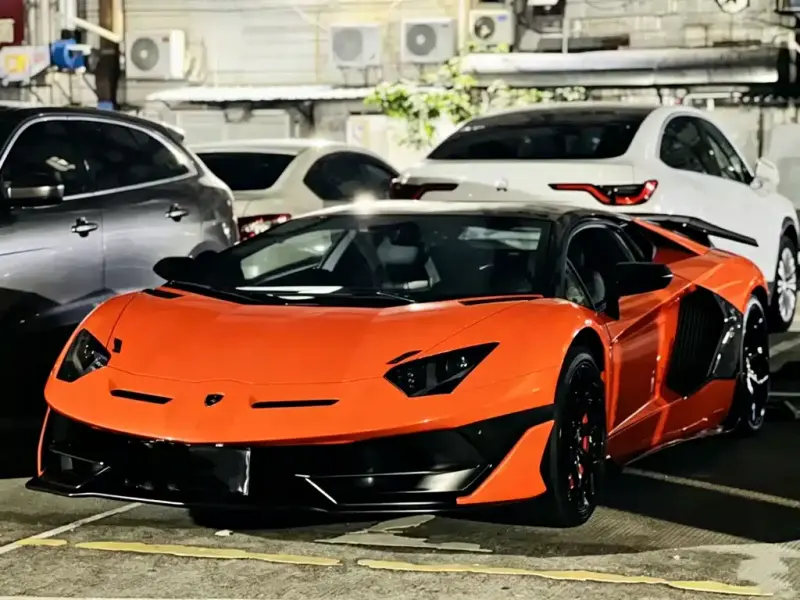 Lamborghini Aventador, 2013