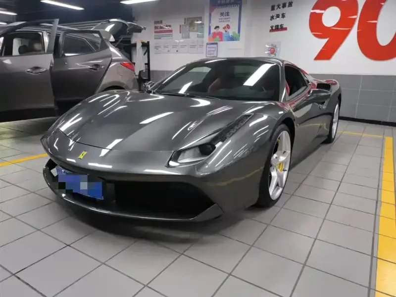 Ferrari 488, 2016